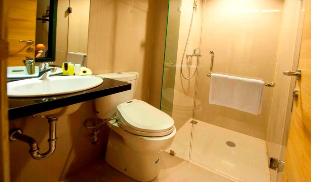 Chara Hotel Bandung Esterno foto