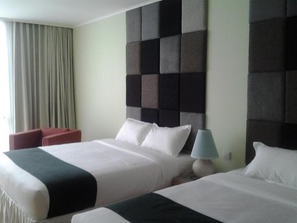 Chara Hotel Bandung Camera foto